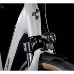 Vélo De Ville Électrique Cube Supreme Hybrid One 500 Easy Gris -Magasins de vélos électriques bon marché Velo de Ville Electrique Cube Supreme Hybrid One 500 Easy Entry Shimano Nexus 7V 500 Wh 700 mm Gris Lunar 2022 6