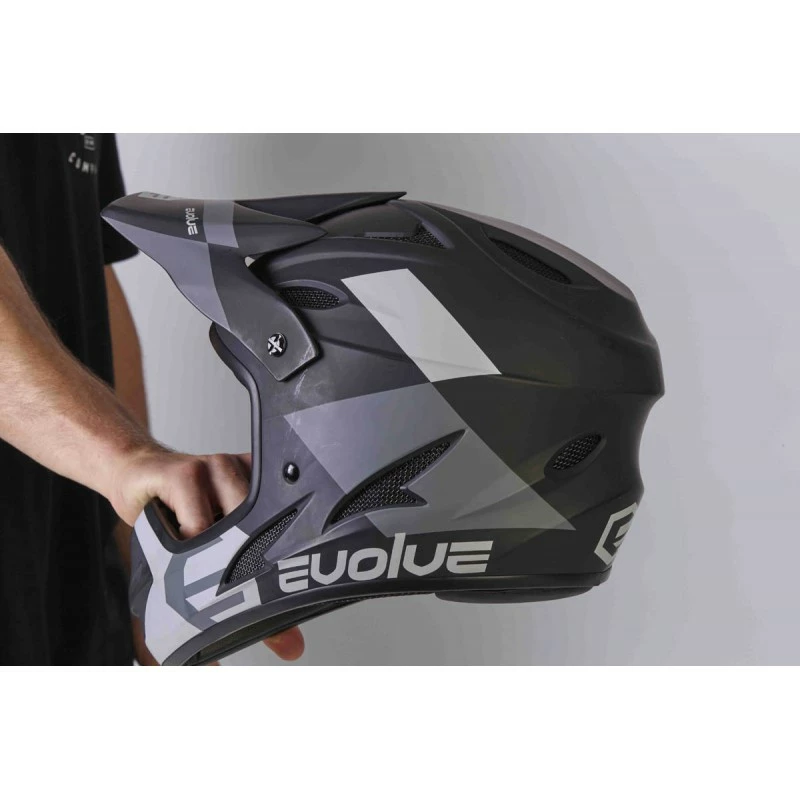 CASQUE BMX INTEGRAL EVOLVE STORM MATTE BLACK 3 CASQUE BMX INTEGRAL EVOLVE STORM MATTE BLACK